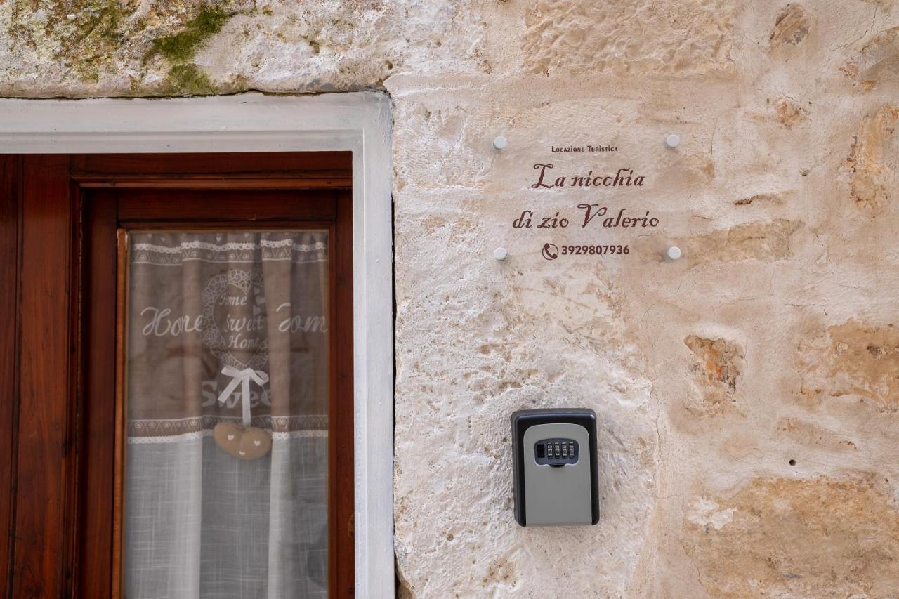 La Nicchia Di Zio Valerio Ceglie Messapica Exterior foto