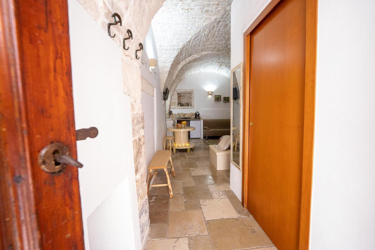 La Nicchia Di Zio Valerio Ceglie Messapica Exterior foto