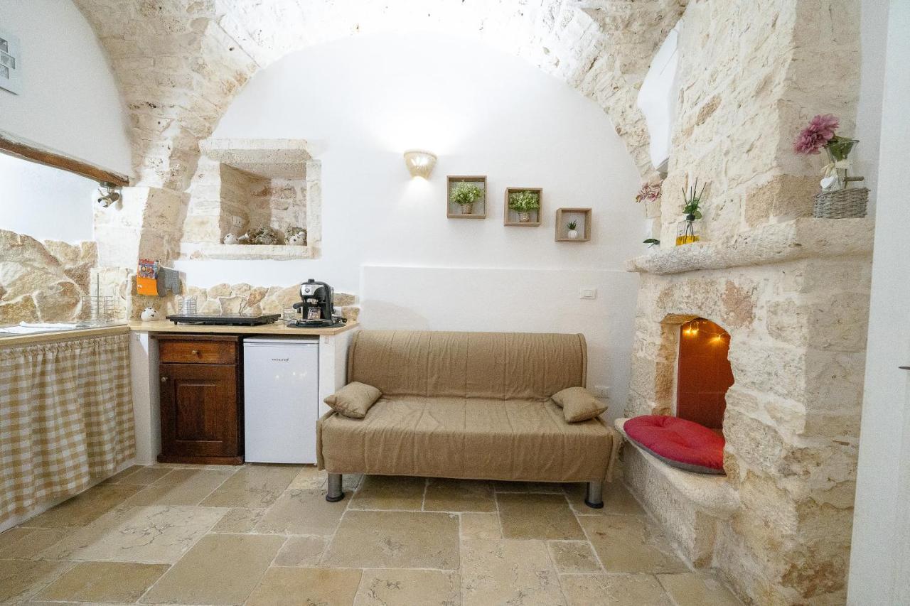 La Nicchia Di Zio Valerio Ceglie Messapica Exterior foto
