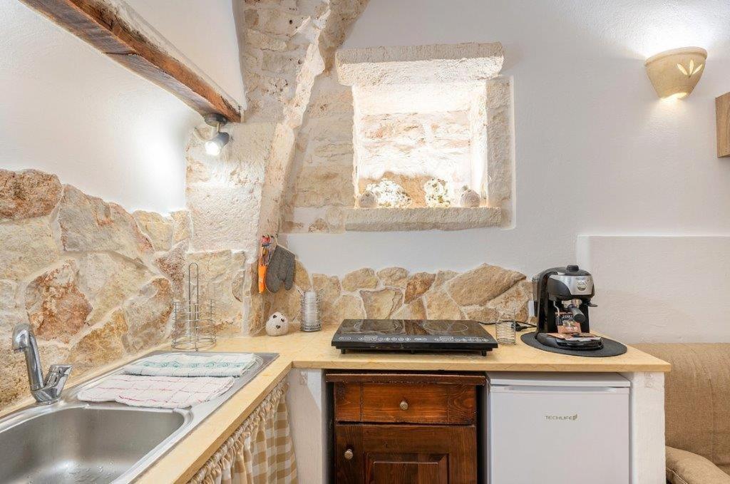 La Nicchia Di Zio Valerio Ceglie Messapica Exterior foto